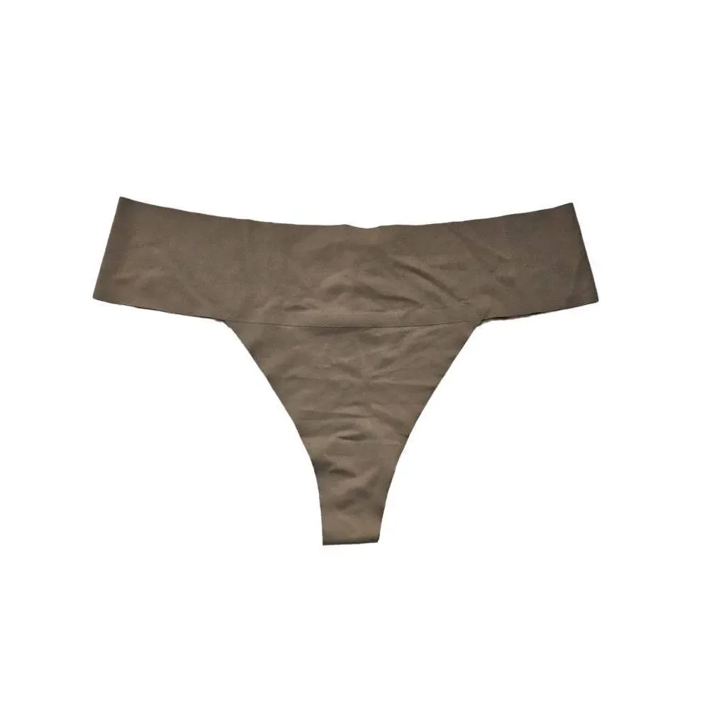 Skims slub thong panty Nwt‎